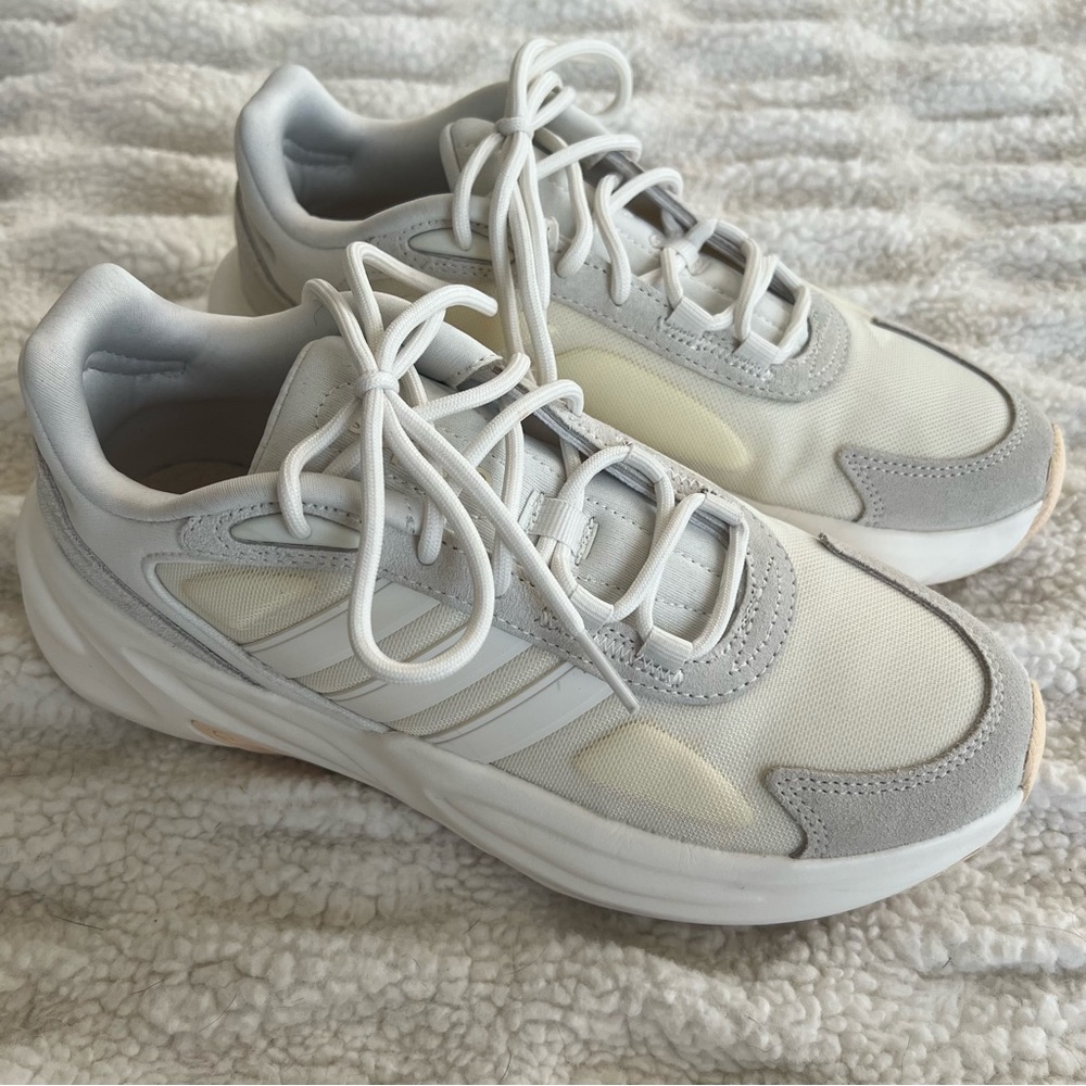 Adidas Women's Ozelle Running Shoe
